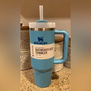 Stanley quencher H2.0 30oz blue